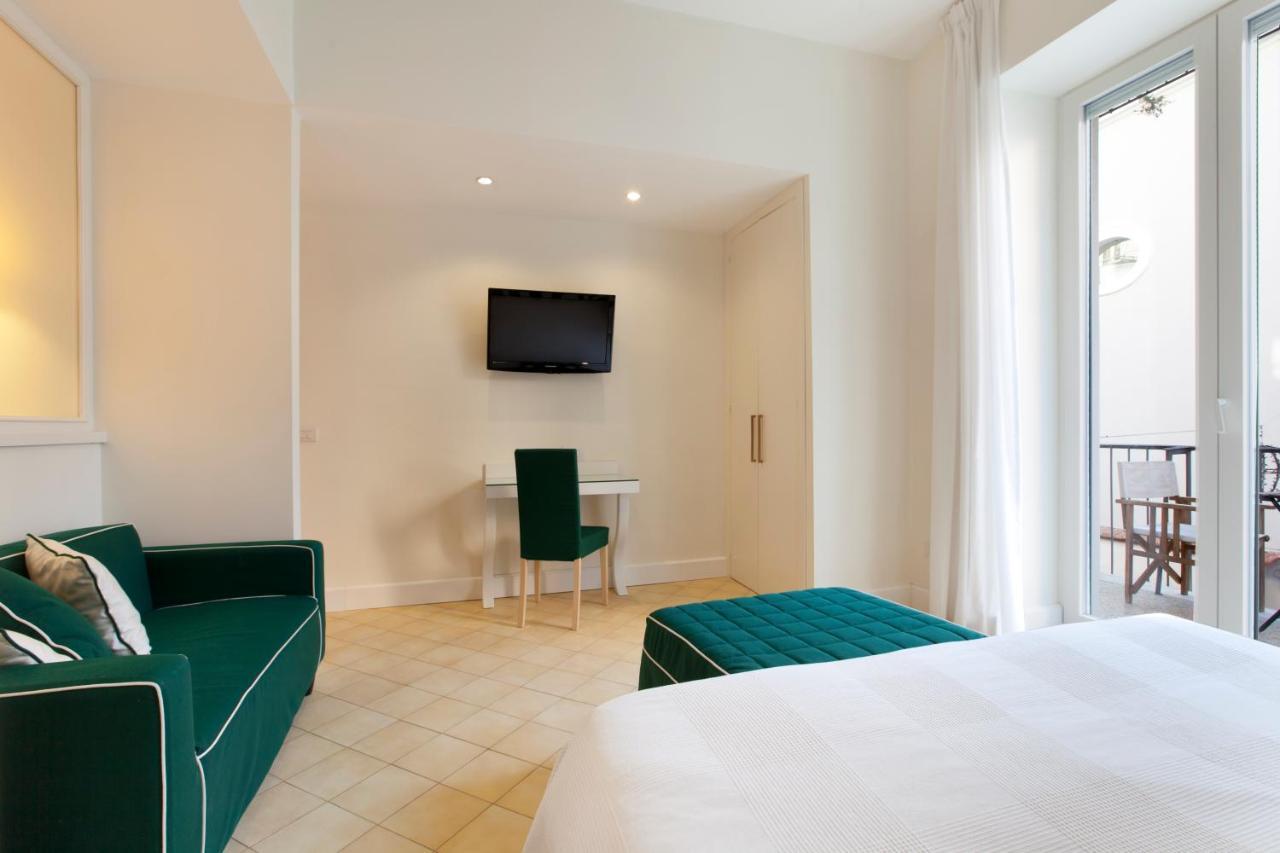 Sorrento Apartments One Екстериор снимка