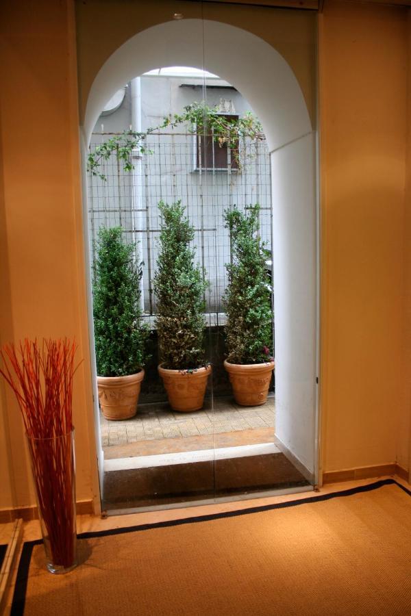 Sorrento Apartments One Екстериор снимка